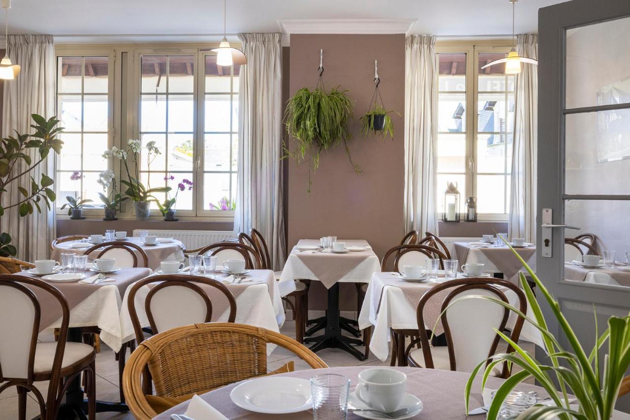 Hotel De Lion Sur Mer Екстер'єр фото
